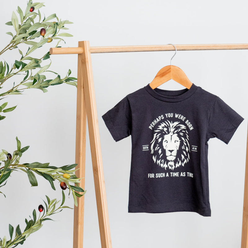 Esther Lion Tee - Youth - Midnight