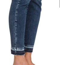 Lola's Ankle Skinny Jean