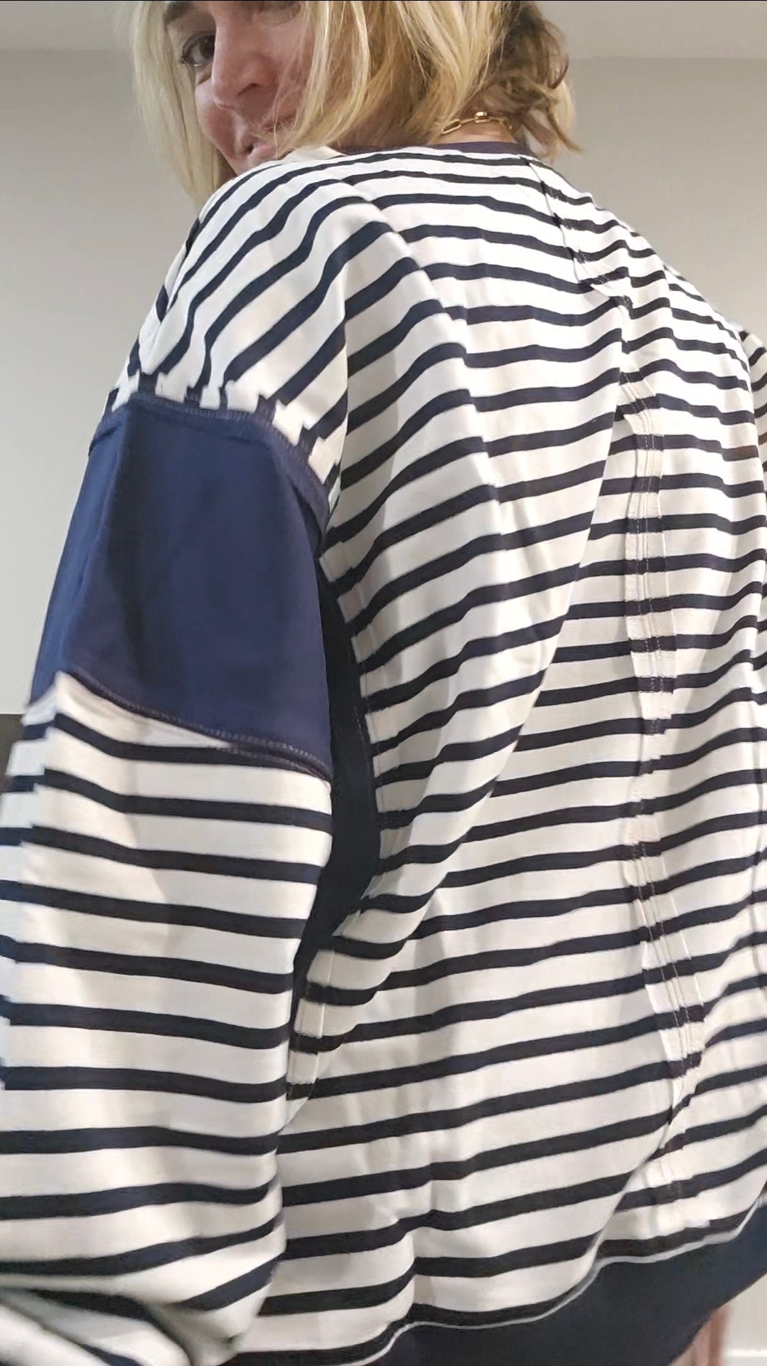 Life is Gold, Striped top
